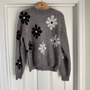 Floral Patterned Gray Sweater